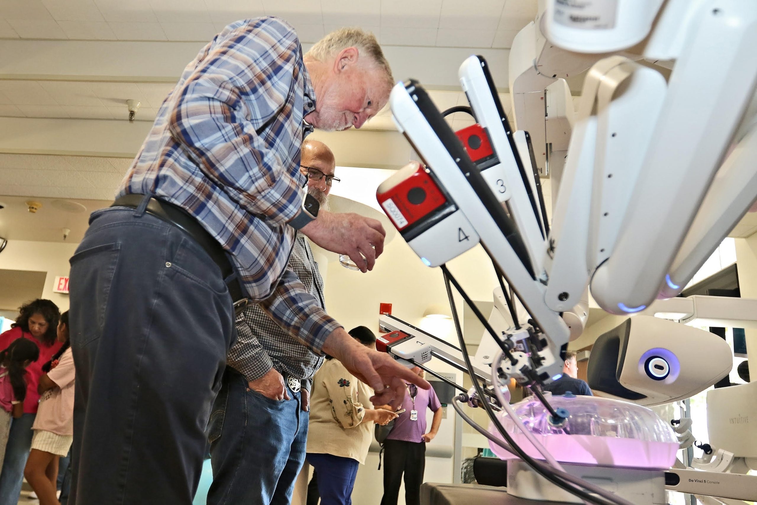 Mendocino County leads the way with a new surgical system at Adventist Health • The Mendocino Voice | Mendocino County, CA